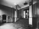 Der historische Eingangsbereich der HFBK am Lerchenfeld 2; Foto: Archiv der HFBK