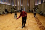 VR-Workshop mit Studierenden der Klasse von Prof. Valtentina Karga am 19. Dezember 2019 in der Aula der HFBK Hamburg ; Foto: Jan v. Roth 
