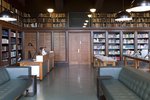 The library: lending desk and reading room; photo: Klaus Frahm