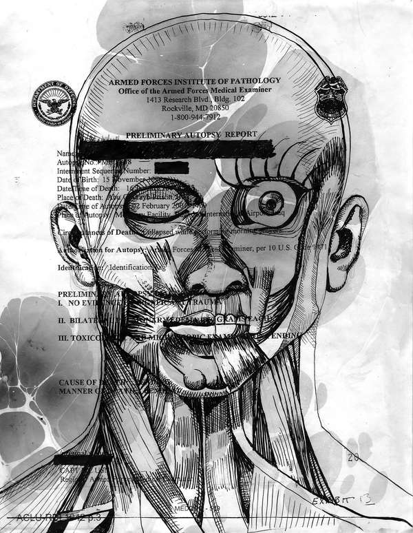 Über den Text eines amerikanischen Dokumentes ist eine Zeichnung eines menschlichen Kopfes gelegt. Ein Auge ist weit geöffnet mit abstrakt langen Wimpern. Das andere Auge ist geschlossen. Mann kann stellenweise die Muskelstruktur des Menschen erkennen.